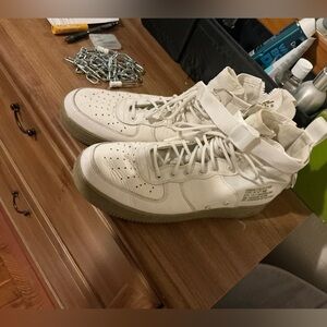 Nike Air Force 1 Urban Utility Mid in size 11.5